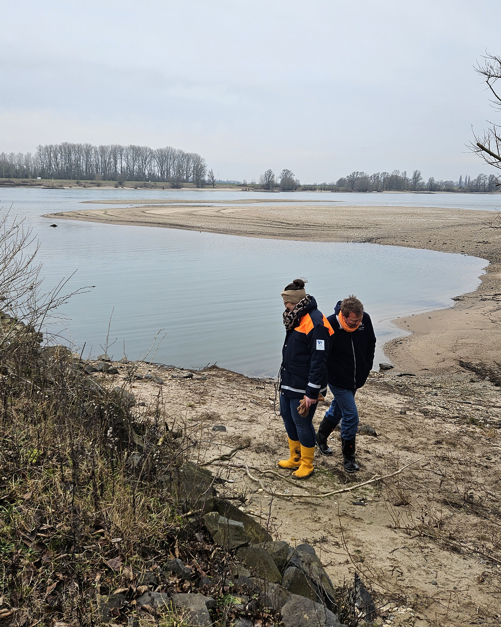 NABU Niederrhein Nebenrinne Emmericher Ward Besuch WSA 01 Lena Wiest